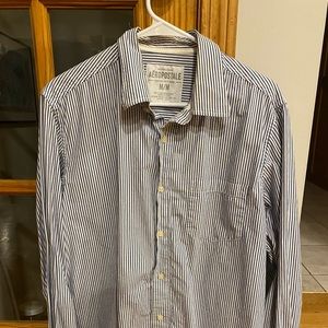 Aeropostale Striped Men’s Button Down
